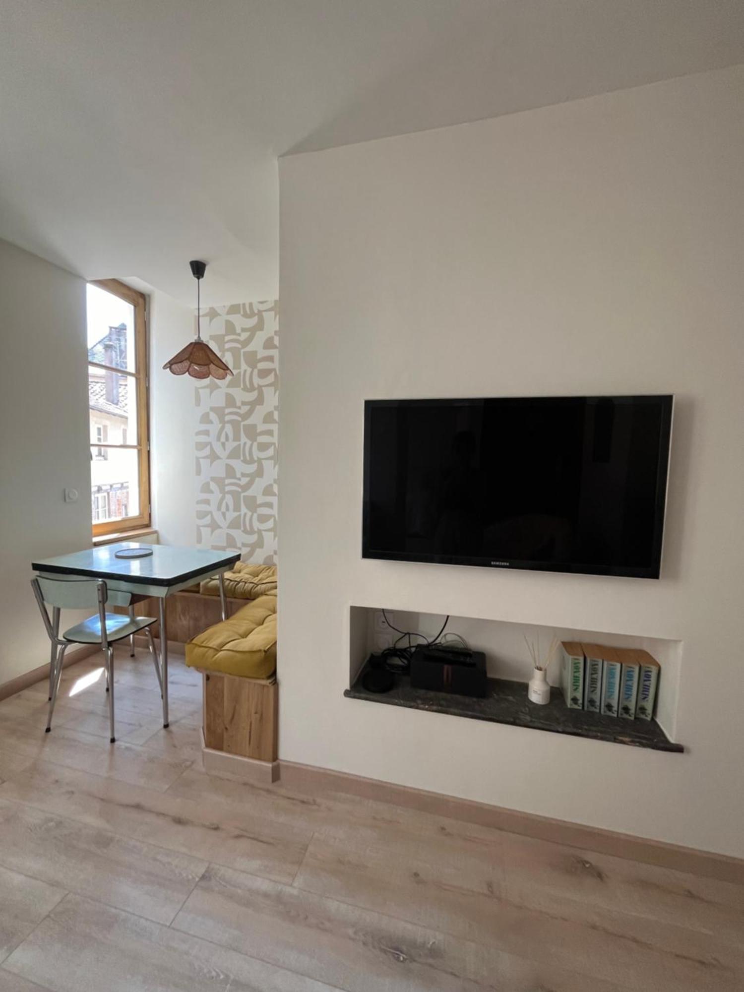 Appartement Champollion 2 Figeac Exteriör bild